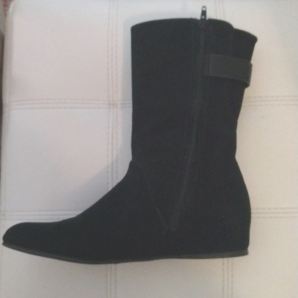 Stuart Weitzman "Downpour" Black Gore-Tex Wedge Boots - Size 9M Waterproof - Picture 2 of 16